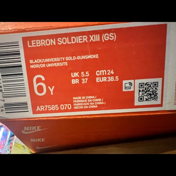 Labron soilders - Picture 3 of 3